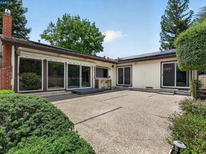 10 Edie Ct, Pleasant Hill CA 94523