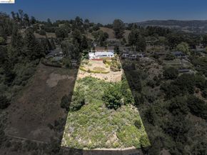 14001 Skyline Blvd, Oakland CA 94619
