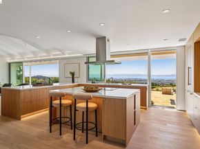 14001 Skyline Blvd, Oakland CA 94619