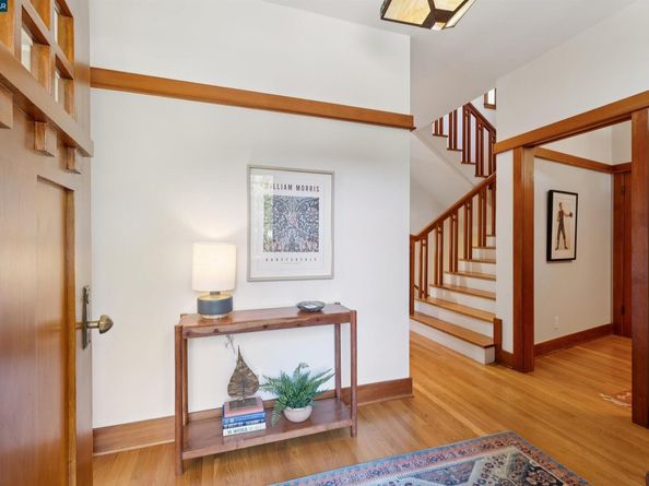 4908 Cochrane Ave, Oakland CA 94618