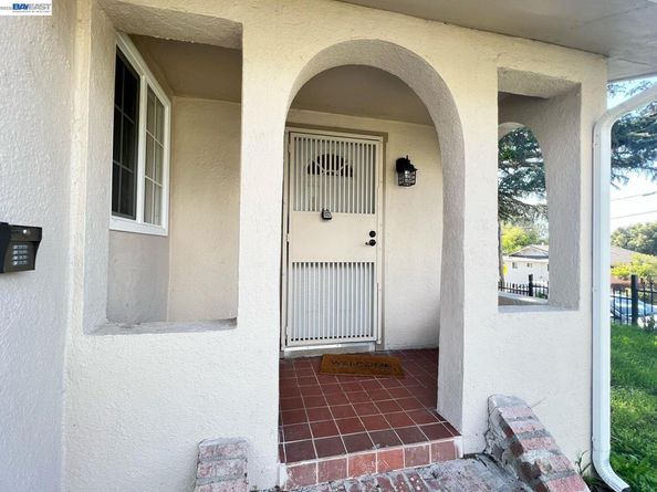 1630 159TH Ave, San Leandro CA 94578