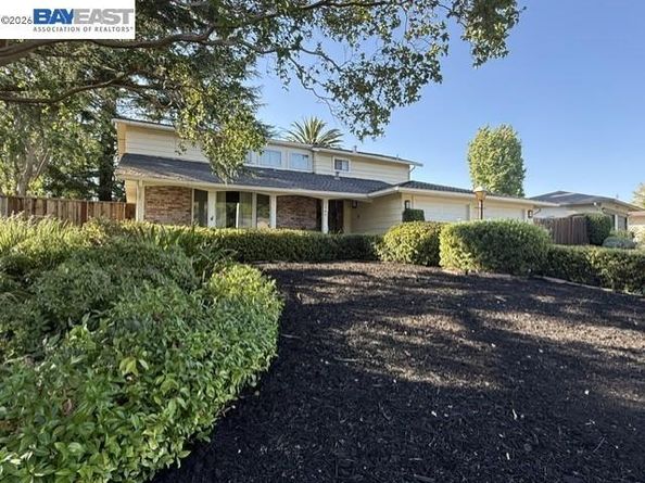 1564 Harlan Dr, Danville CA 94526
