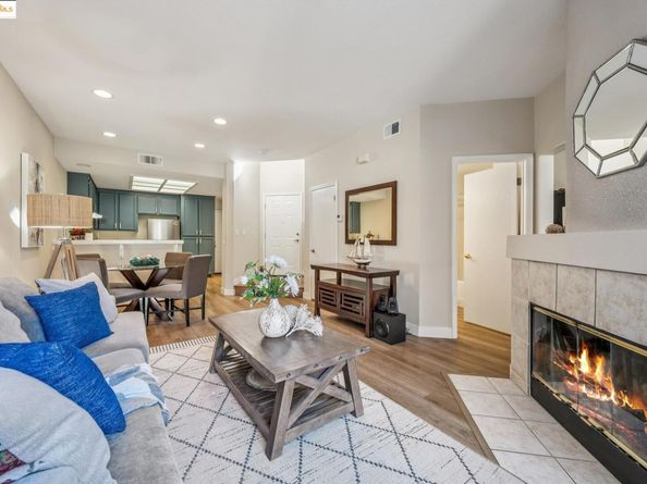 2605 Beach Head Ct, Richmond CA 94804