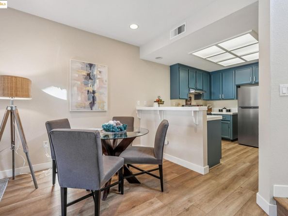 2605 Beach Head Ct, Richmond CA 94804