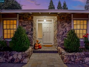 323 Laurel Dr, Danville CA 94526