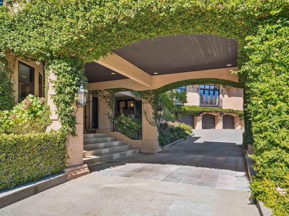 42 Tappan Ln, Orinda CA 94563