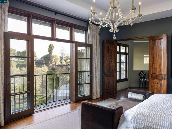 42 Tappan Ln, Orinda CA 94563