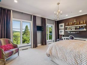 42 Tappan Ln, Orinda CA 94563