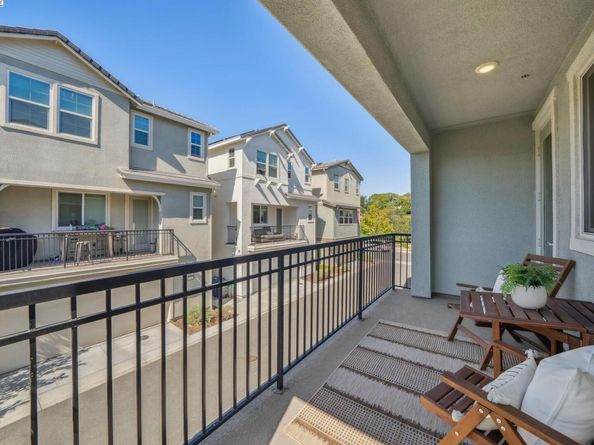 24170 Amaranth Loop, Hayward CA 94541