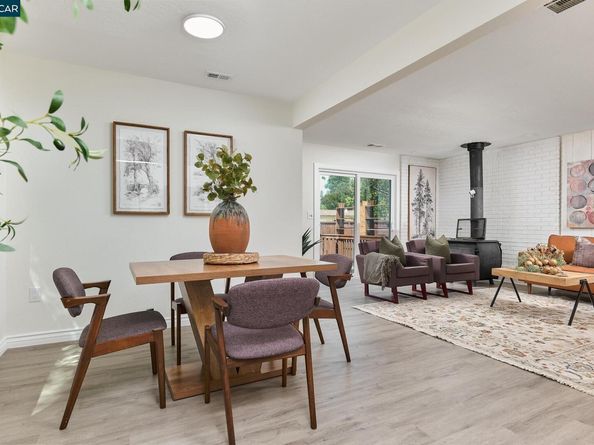 1555 Ayers Rd, Concord CA 94521