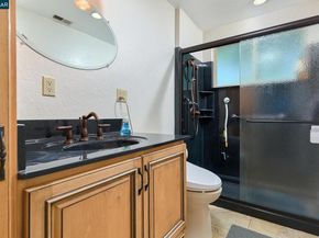 1555 Ayers Rd, Concord CA 94521