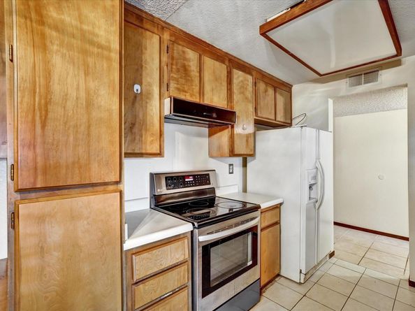400 Davis St 103, San Leandro CA 94577