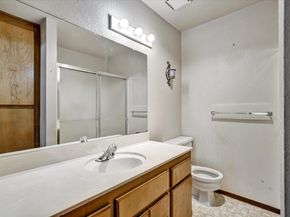 400 Davis St 103, San Leandro CA 94577