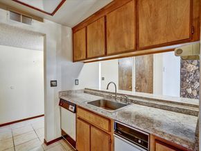 400 Davis St 103, San Leandro CA 94577