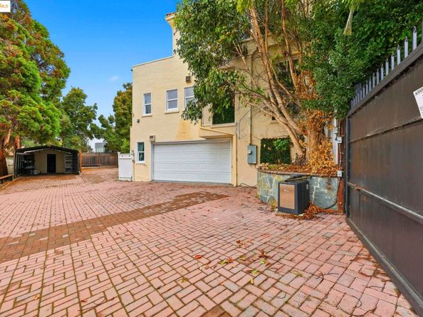 5449 Barrett Ave, El Cerrito CA 94530