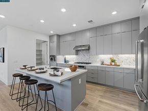 44862 S Grimmer Blvd 301, Fremont CA 94538