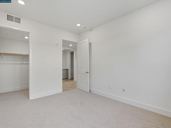 44862 S Grimmer Blvd 301, Fremont CA 94538