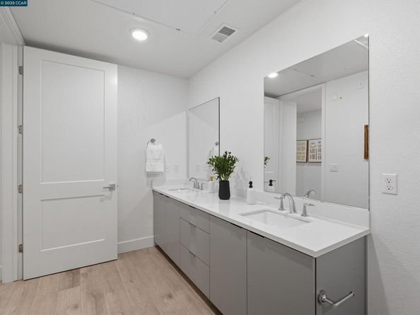 44862 S Grimmer Blvd 301, Fremont CA 94538