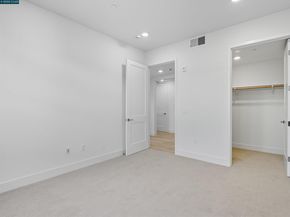 44862 S Grimmer Blvd 301, Fremont CA 94538