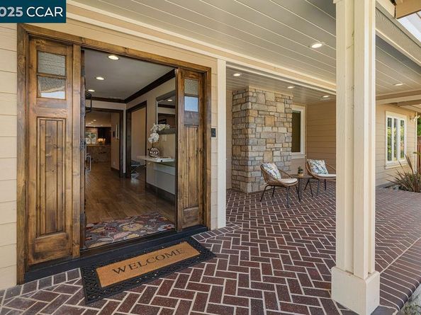 221 El Sobrante Dr, Danville CA 94526