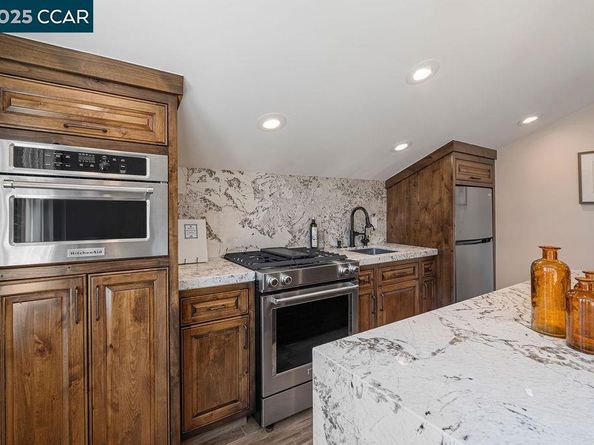 221 El Sobrante Dr, Danville CA 94526