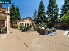221 El Sobrante Dr, Danville CA 94526