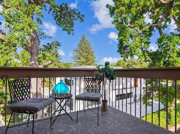 1731 S Villa Way, Walnut Creek CA 94595