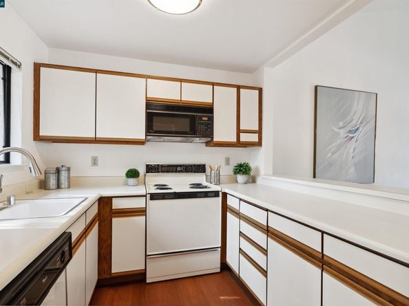 1731 S Villa Way, Walnut Creek CA 94595