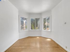 3386 16th Street, San Francisco CA 94114