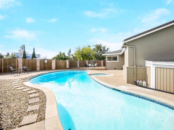 19638 Barclay Rd, Castro Valley CA 94546