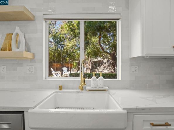 1437 Janet Ln, Concord CA 94521