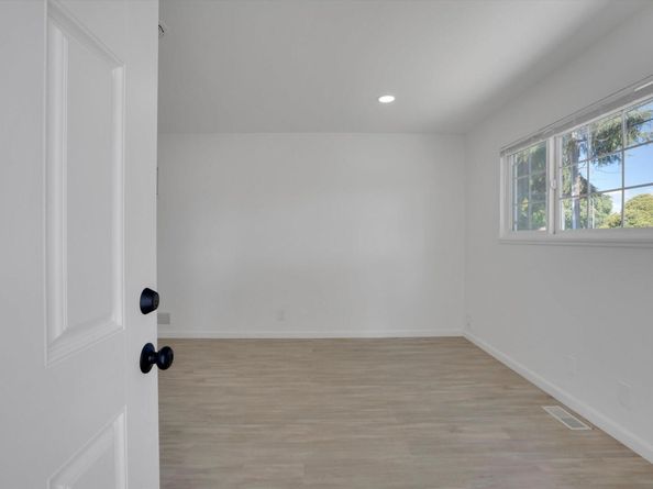 60 Railroad Ave, Rodeo CA 94572