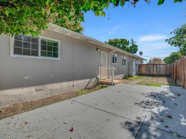 60 Railroad Ave, Rodeo CA 94572