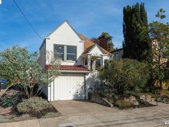 1013 Stannage Ave