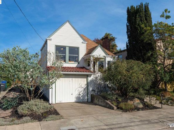 1013 Stannage Ave, Albany CA 94706