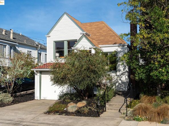 1013 Stannage Ave, Albany CA 94706