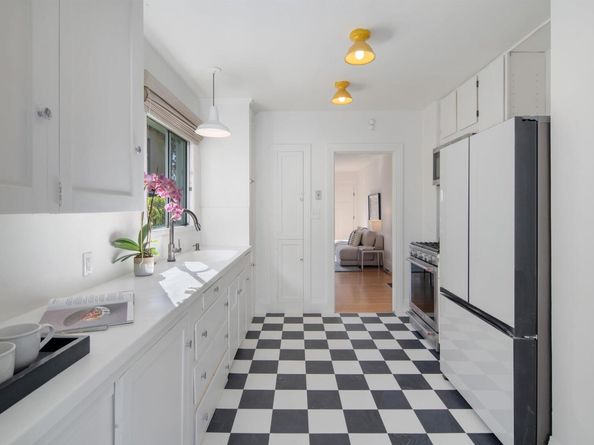 1013 Stannage Ave, Albany CA 94706