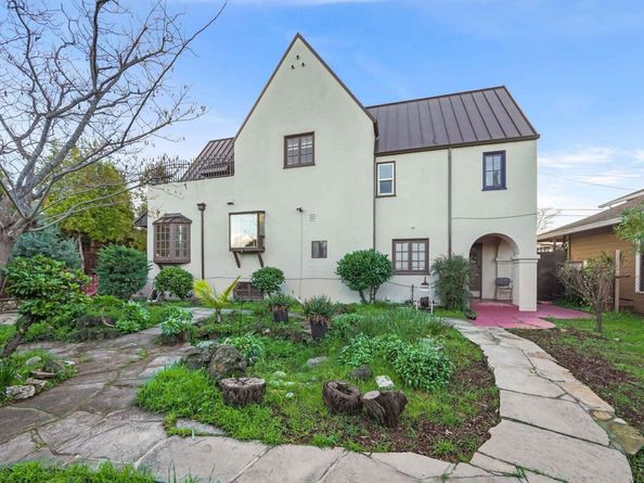 22128 Prospect St, Hayward CA 94541