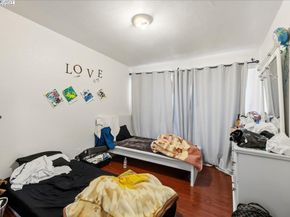 856 21St St, Oakland CA 94607