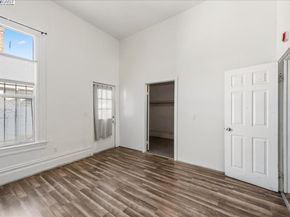 856 21St St, Oakland CA 94607