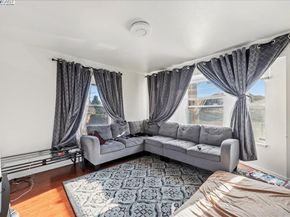 856 21St St, Oakland CA 94607