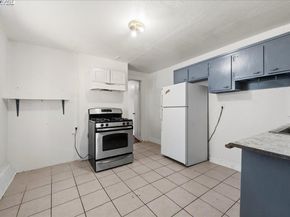 856 21St St, Oakland CA 94607