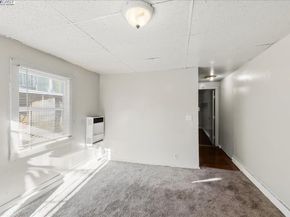 856 21St St, Oakland CA 94607