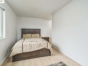 874 Pine ST, Oakland CA 94607