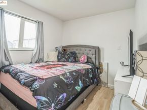 874 Pine ST, Oakland CA 94607