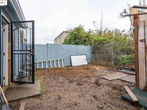 874 Pine ST, Oakland CA 94607