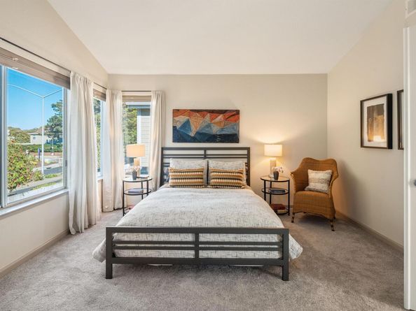 35 Southwind Cir, Richmond CA 94804