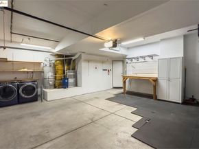 35 Southwind Cir, Richmond CA 94804