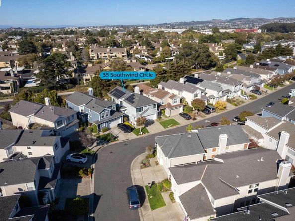 35 Southwind Cir, Richmond CA 94804