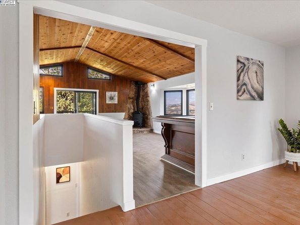 3280 Ohlone Way, Hayward CA 94541